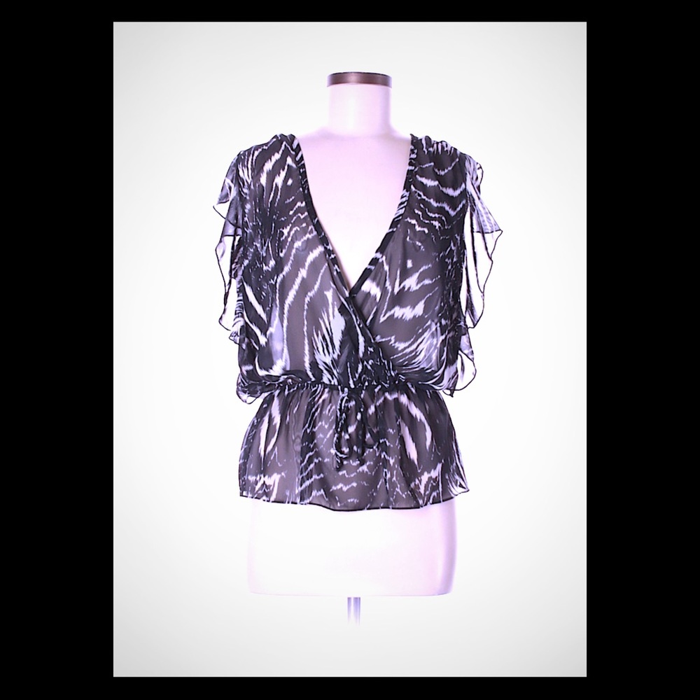 Arden B Black animal sleeveless blouse M